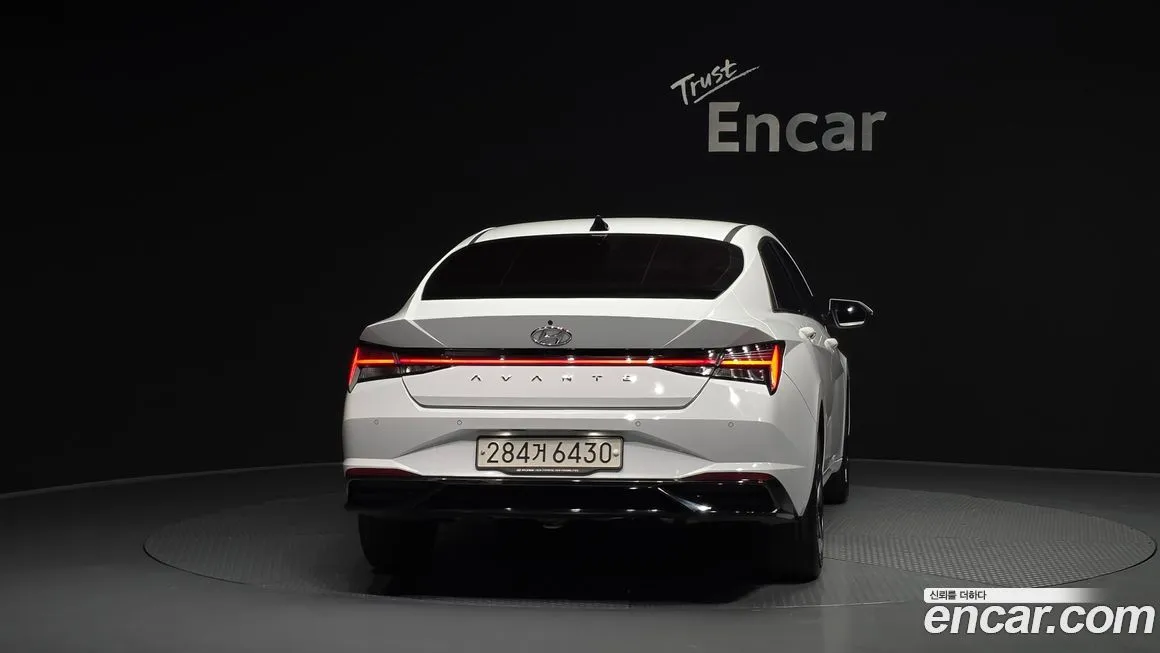 Hyundai AVANTE — фото 8