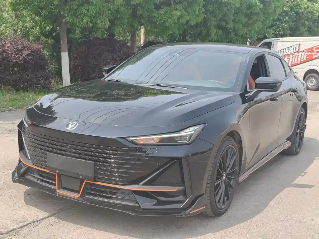 Changan UNI-V 2024 из CN, фото 1