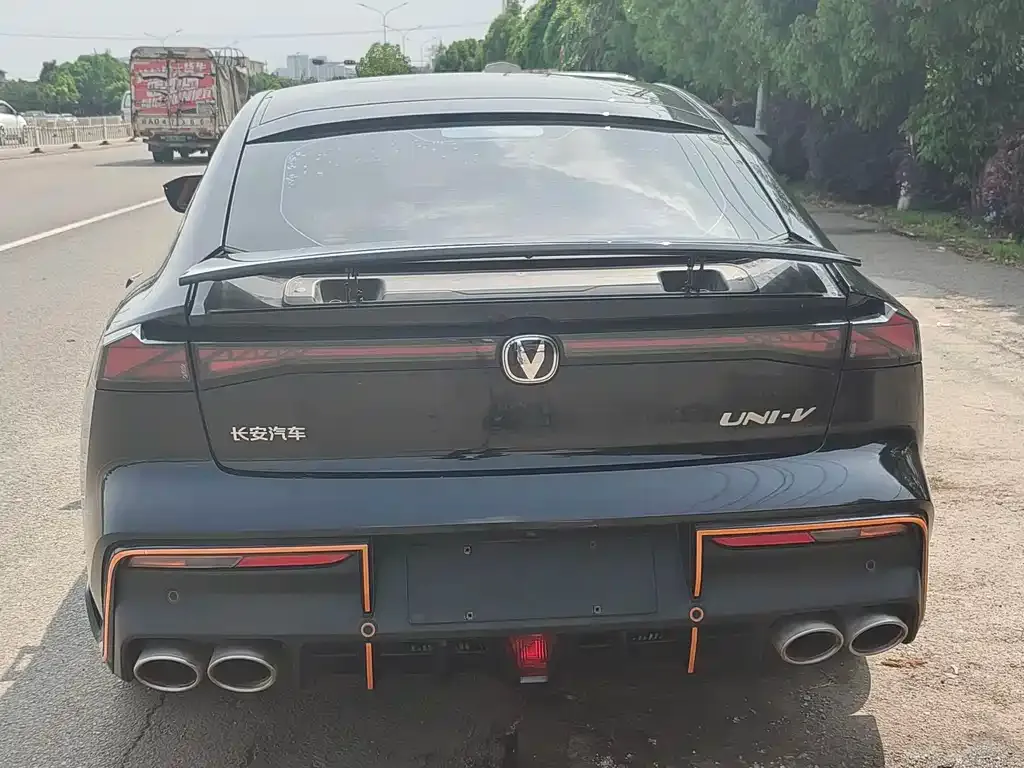 Changan UNI-V 2024 из CN, фото 4