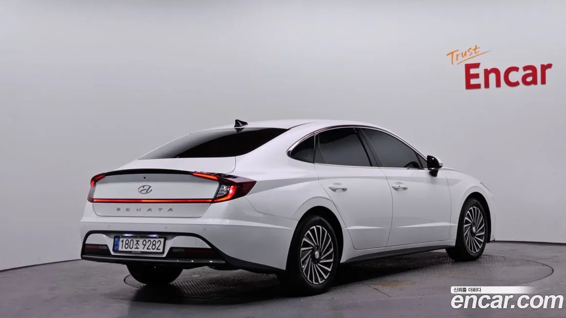 Hyundai Sonata 2021 из KR, фото 2