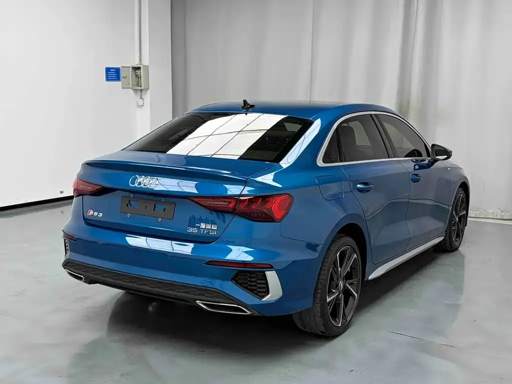 Audi A3 2022 из CN, фото 4