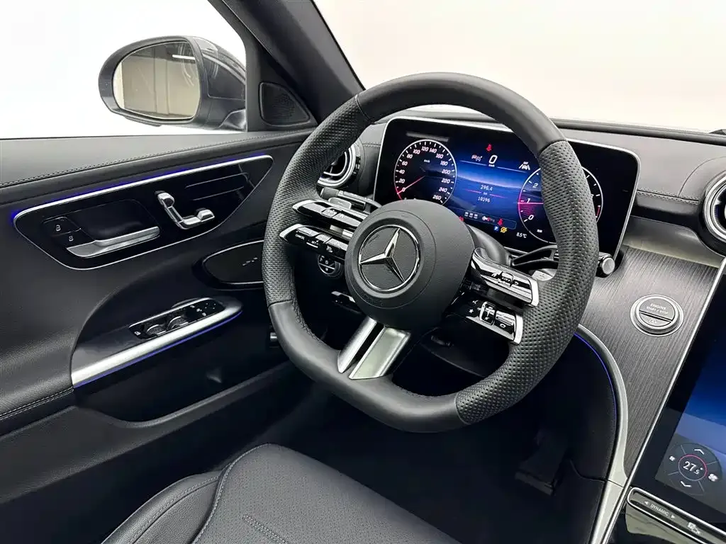 Mercedes-Benz C-Class — фото 10