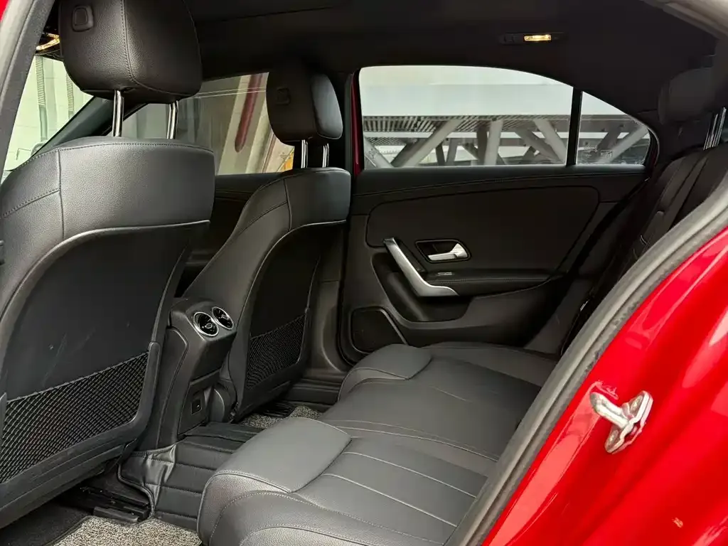 Mercedes-Benz A-Class 2022 из CN, фото 8
