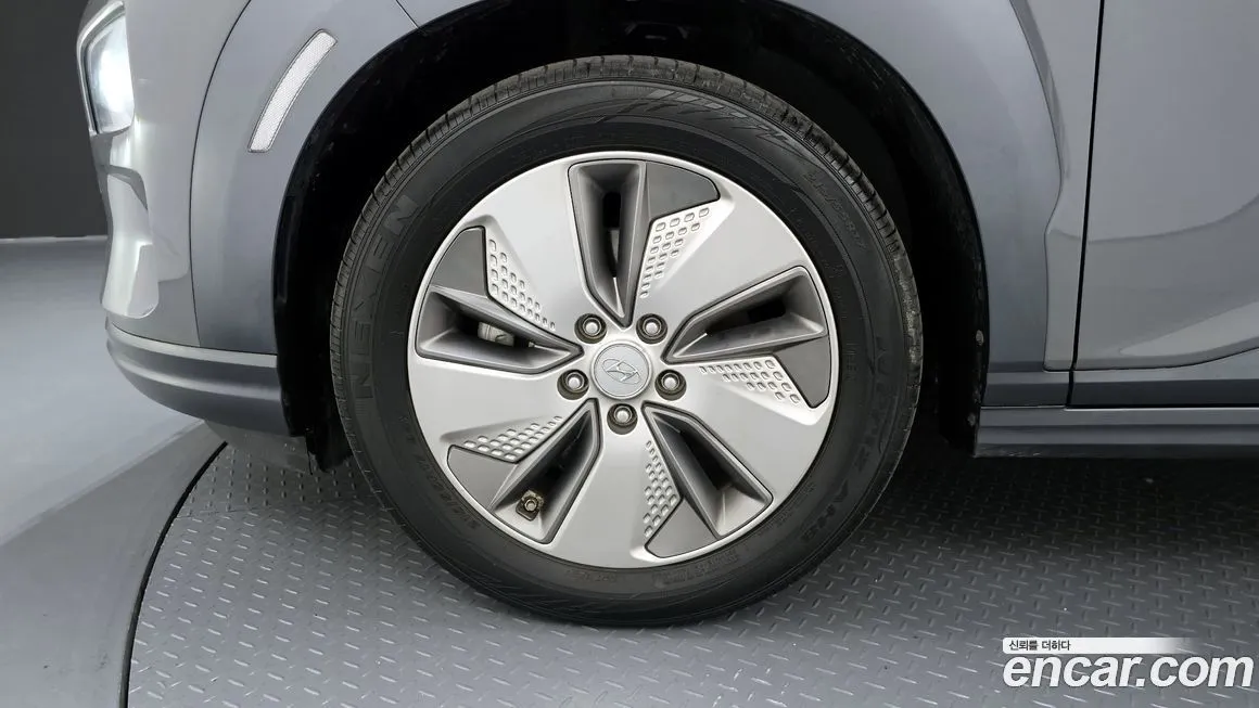 Hyundai Kona 2021 из KR, фото 4