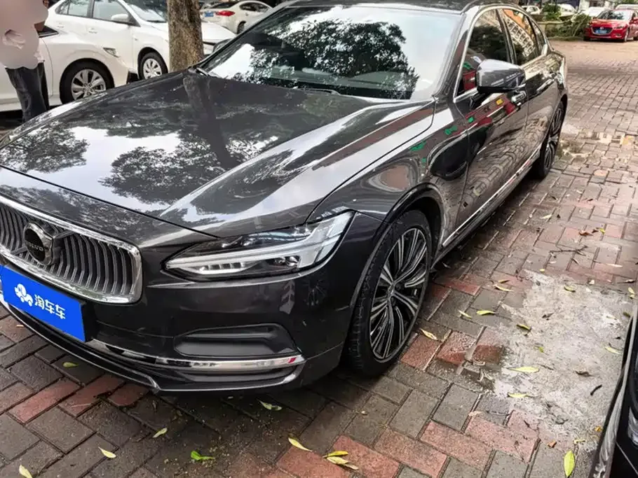 Volvo S90 2022 из CN, фото 1