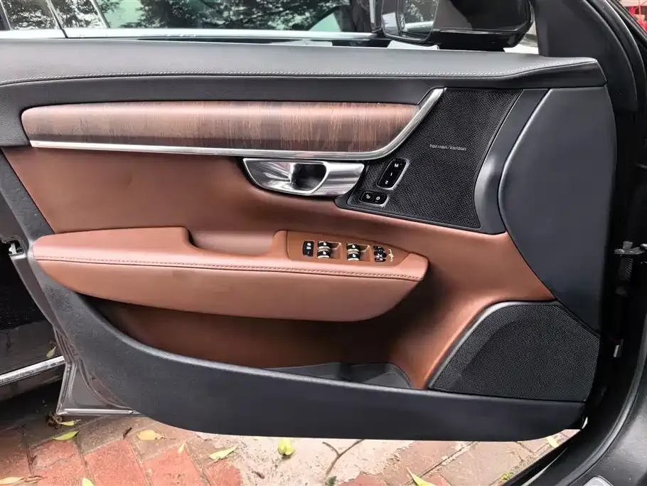Volvo S90 2022 из CN, фото 2