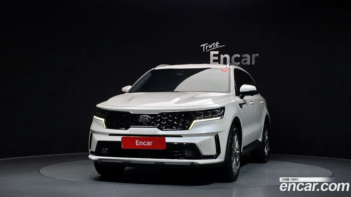 Kia Sorento — фото 7