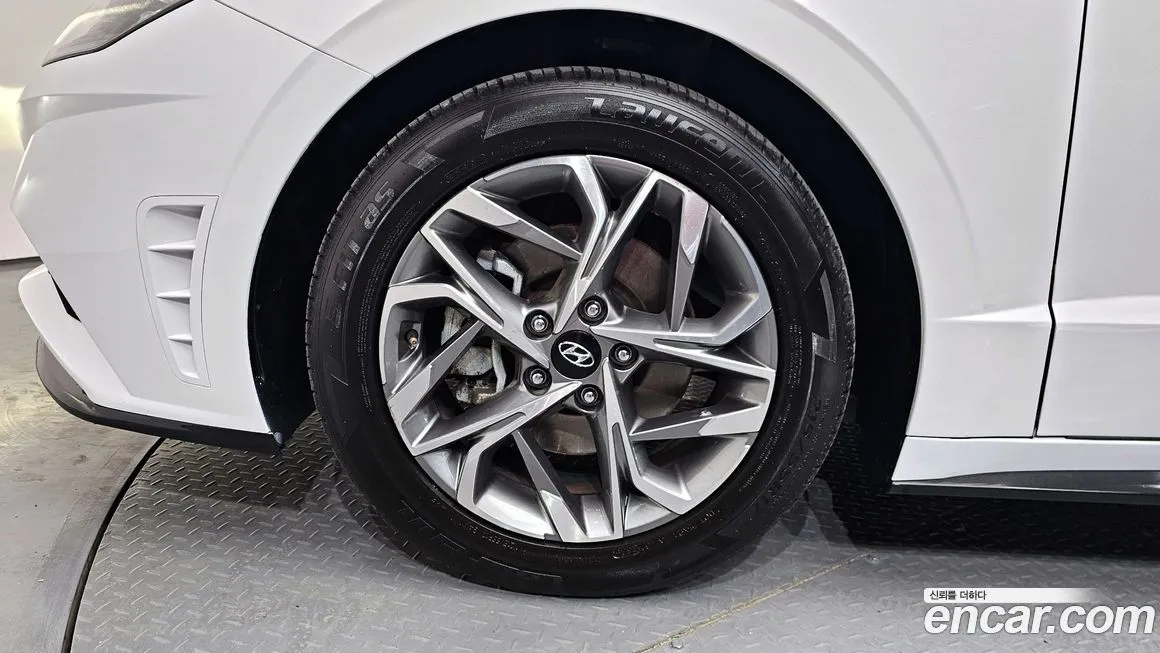 Hyundai Sonata 2022 из KR, фото 3