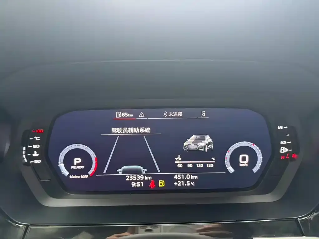 Audi A3 2023 из CN, фото 3