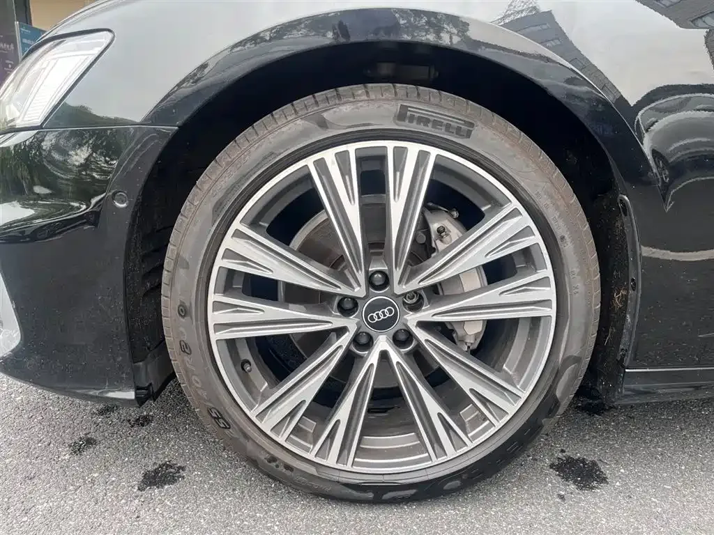 Audi A6L 2025 из CN, фото 7
