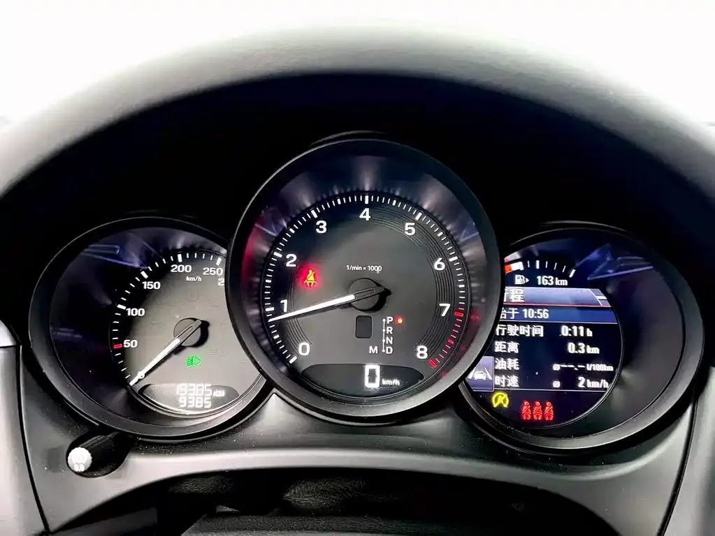 Porsche Macan 2024 из CN, фото 10