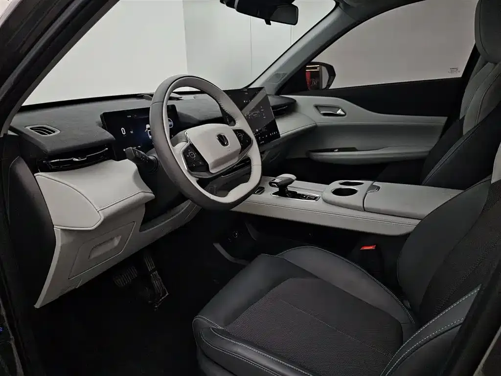 Changan UNI-Z 2024 из CN, фото 10