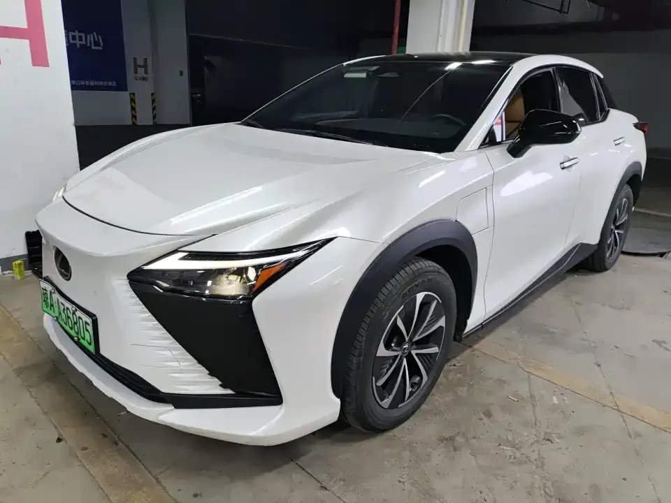 Lexus RZ