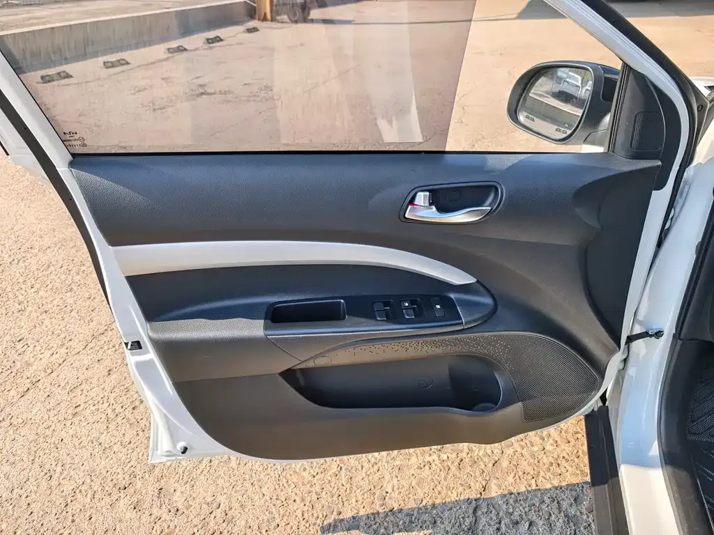 Kia KX1 — фото 7