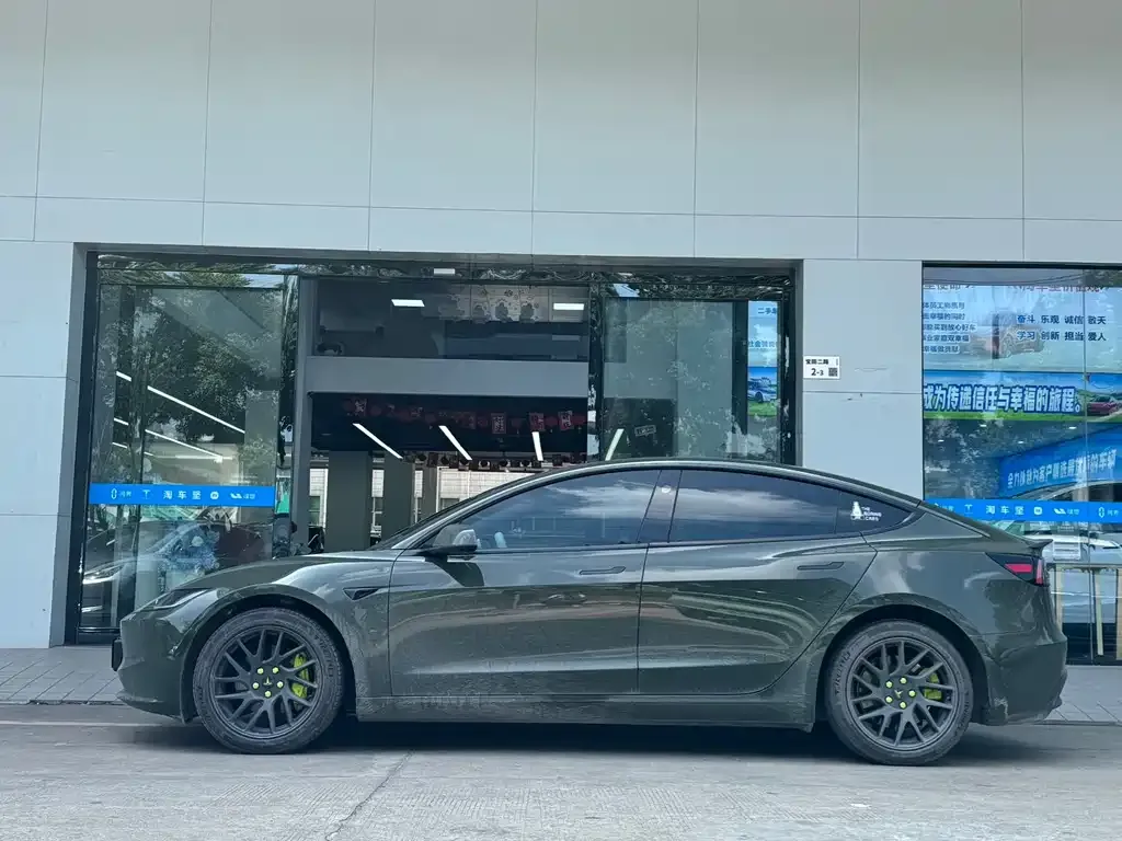 Tesla Model 3 2025 из CN, фото 7