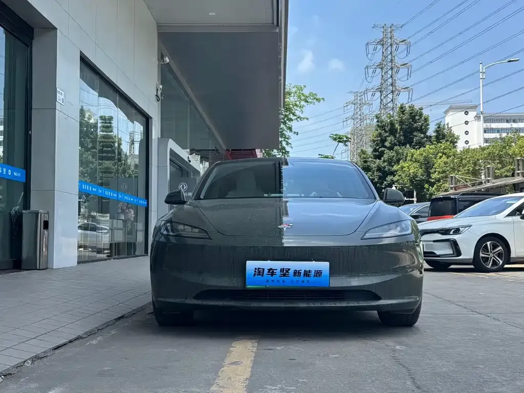 Tesla Model 3 2025 из CN, фото 3