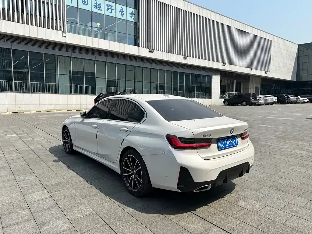 BMW 3 Series 2025 из CN, фото 9