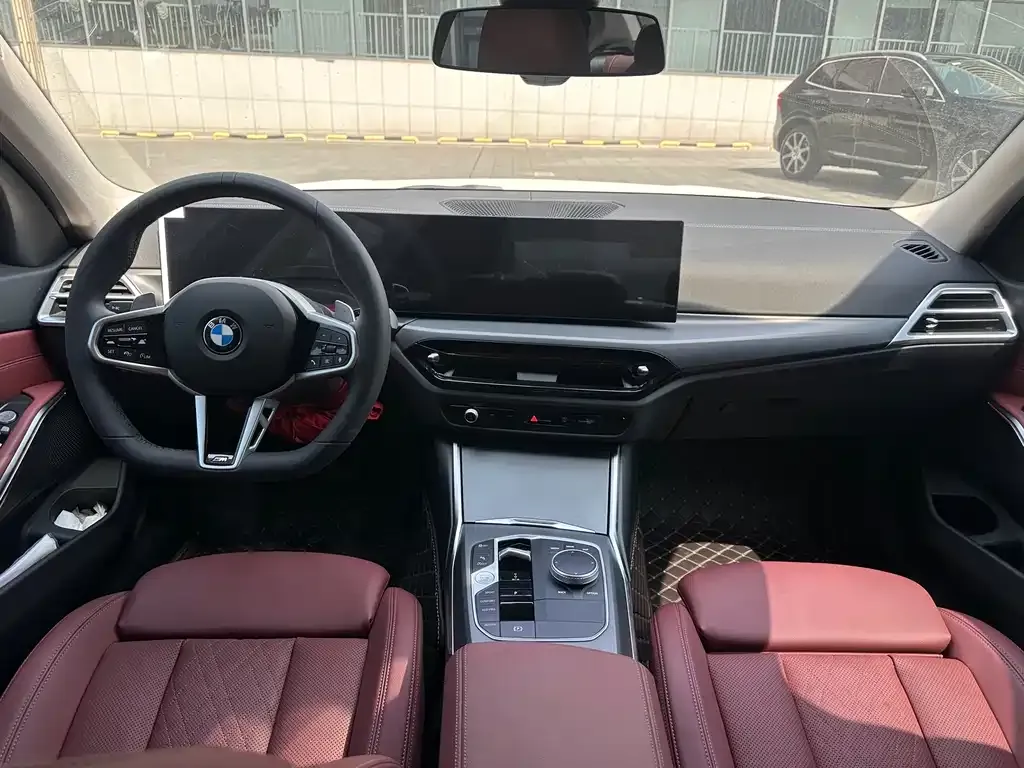 BMW 3 Series 2025 из CN, фото 2