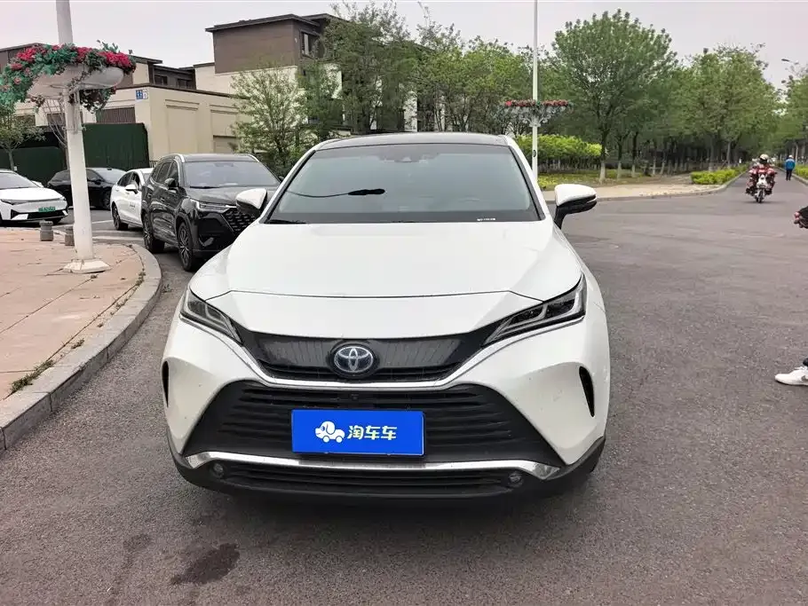 Toyota Harrier — фото 8