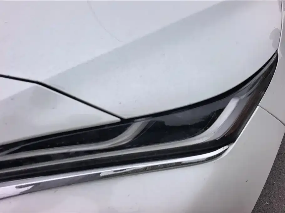 Toyota Harrier — фото 2