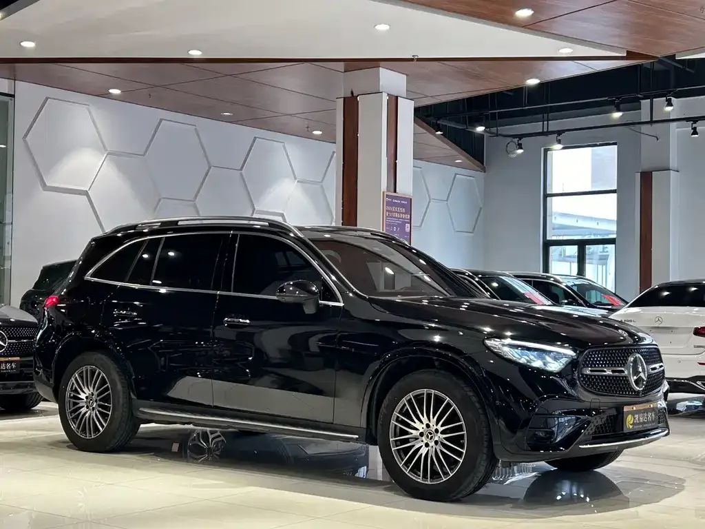Mercedes-Benz GLC 2024 из CN, фото 10