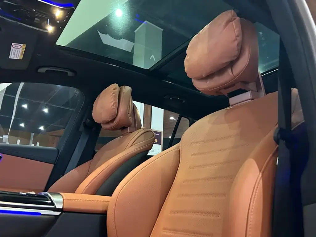 Mercedes-Benz GLC 2024 из CN, фото 2