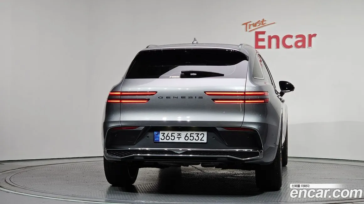 Genesis GV70 — фото 10