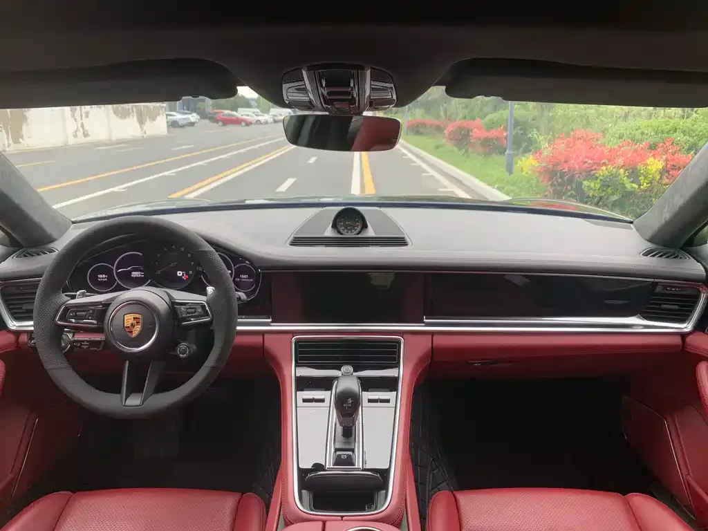 Porsche Panamera 2021 из CN, фото 2