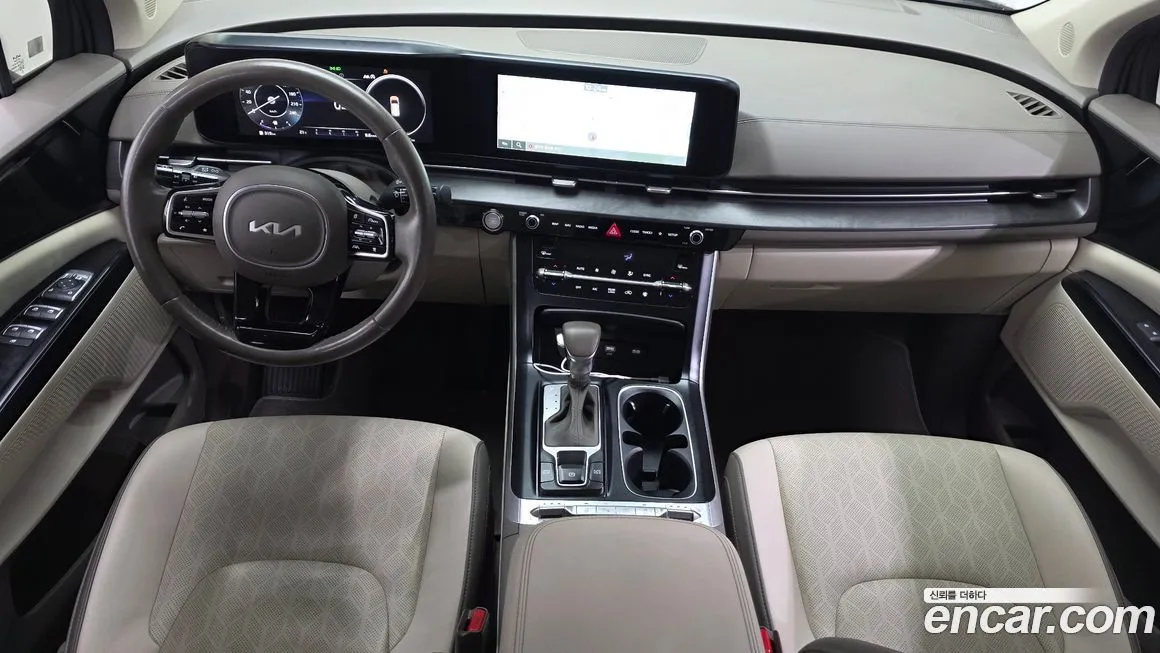 Kia Carnival — фото 10