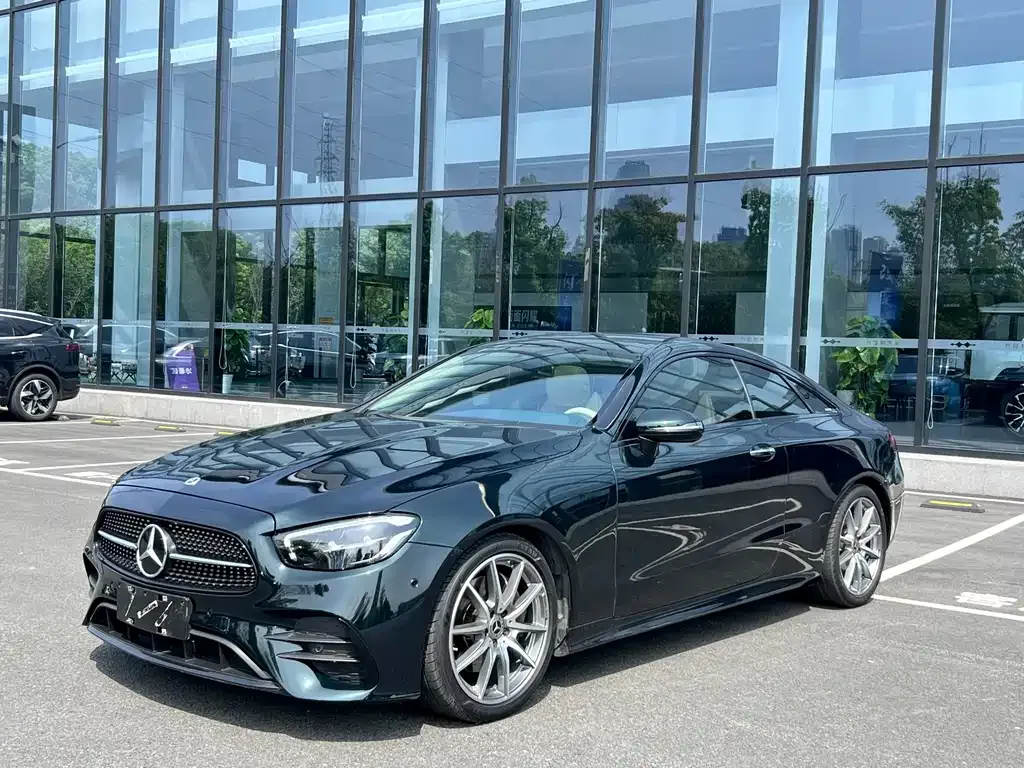 Mercedes-Benz E-Class (Import) — фото 1