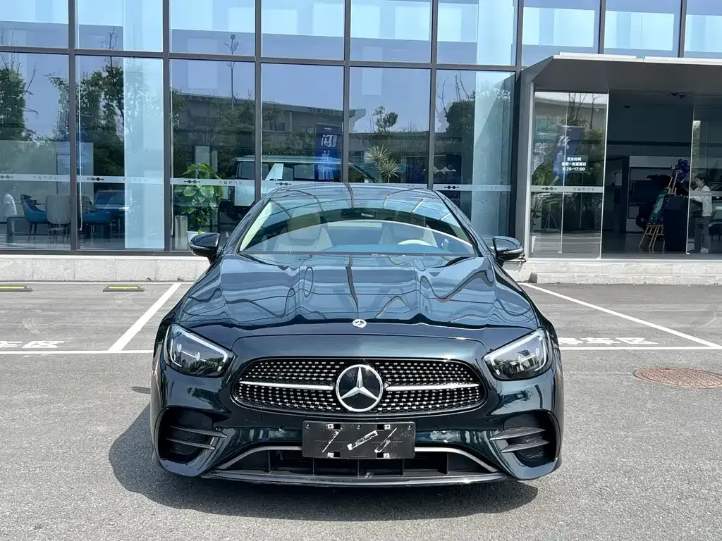 Mercedes-Benz E-Class (Import) — фото 5