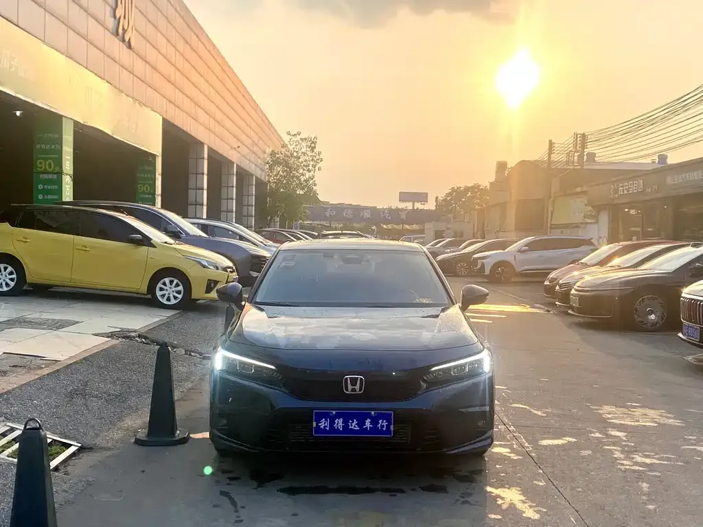 Honda Civic 2024 из CN, фото 7