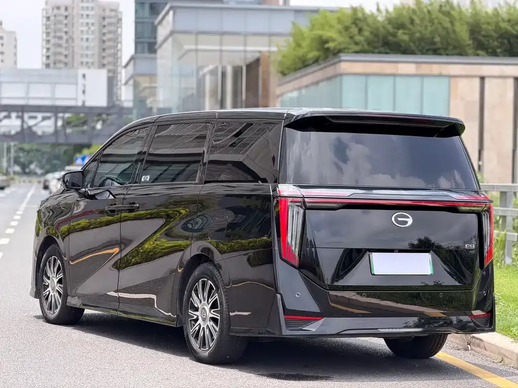 GAC Motor Trumpchi E9 — фото 9