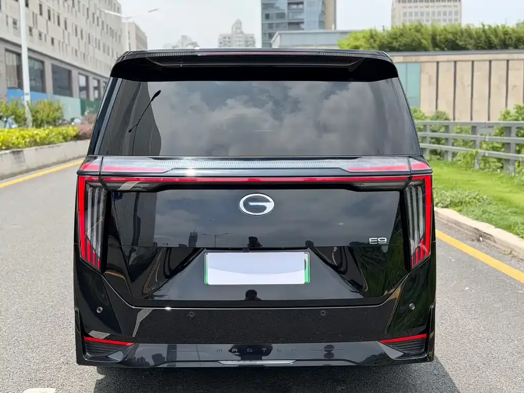 GAC Motor Trumpchi E9 — фото 7