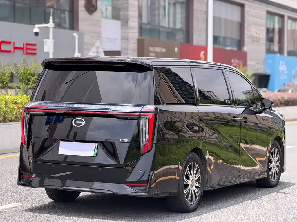 GAC Motor Trumpchi E9 — фото 10
