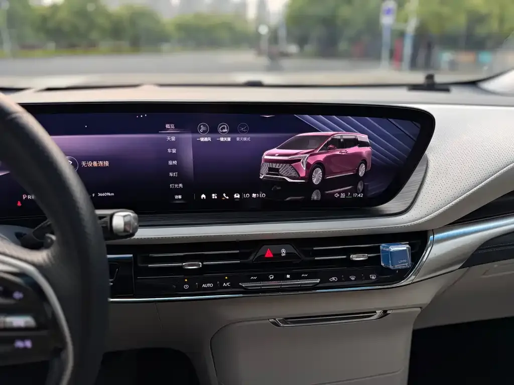 Buick Century 2023 из CN, фото 3