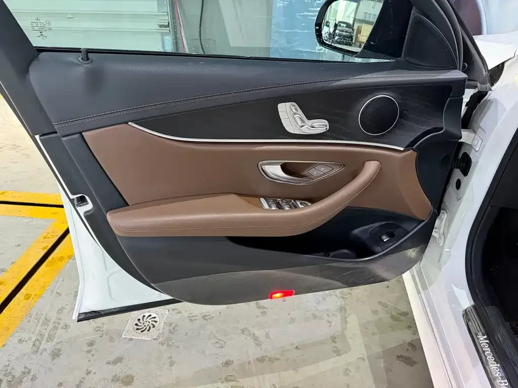 Mercedes-Benz E-Class (Import) 2022 из CN, фото 6