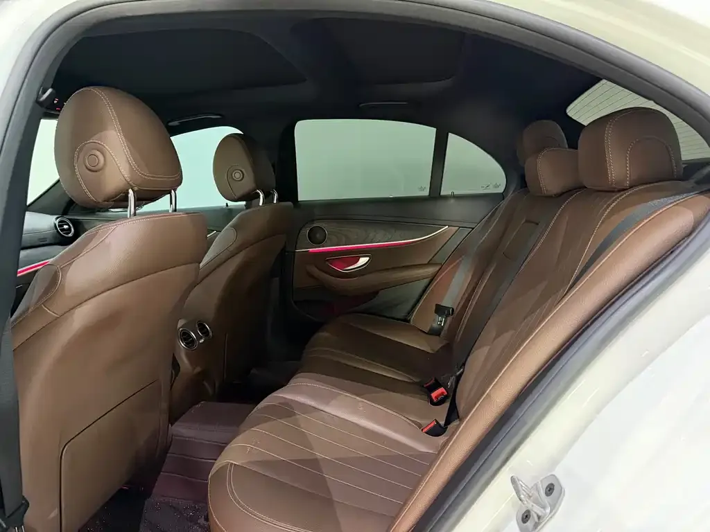 Mercedes-Benz E-Class (Import) 2022 из CN, фото 2