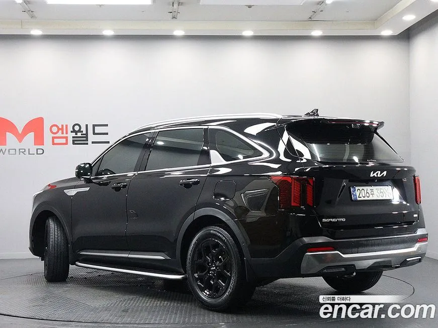 Kia Sorento — фото 7