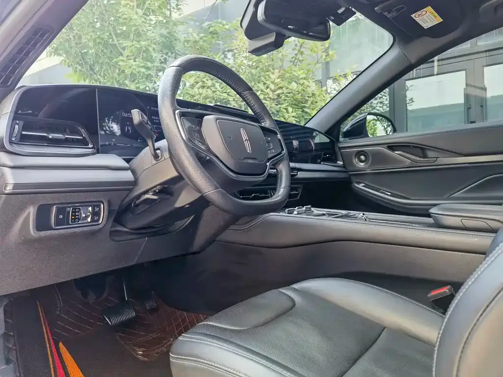 Lincoln Z 2023 из CN, фото 2