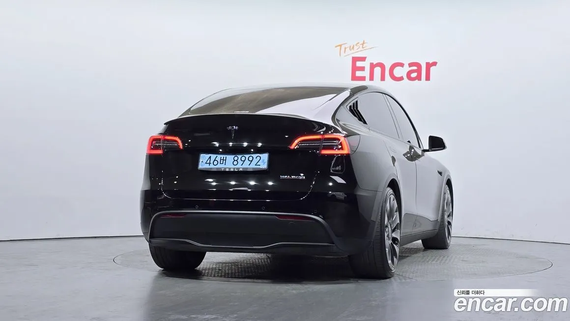 Tesla Model Y 2021 из KR, фото 10