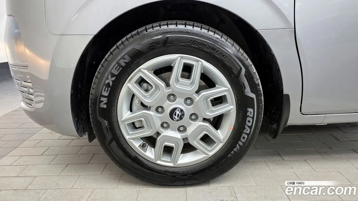 Hyundai Staria — фото 10
