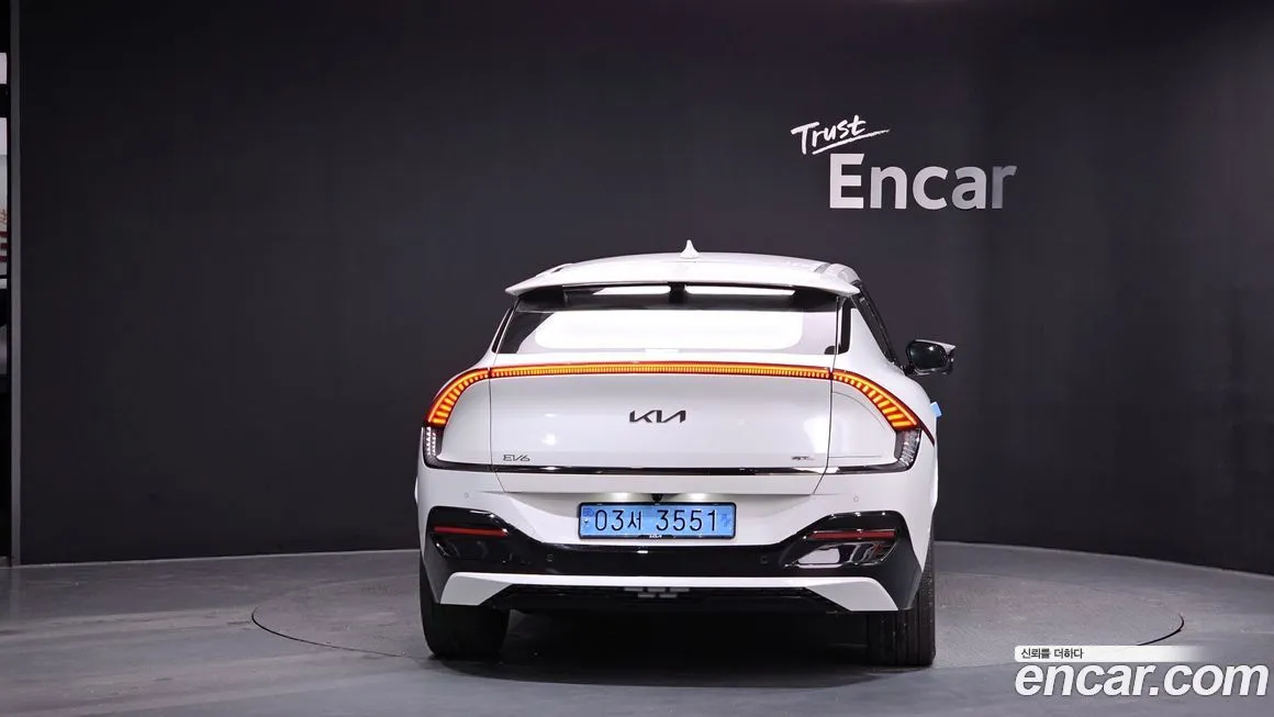 Kia EV6 — фото 9