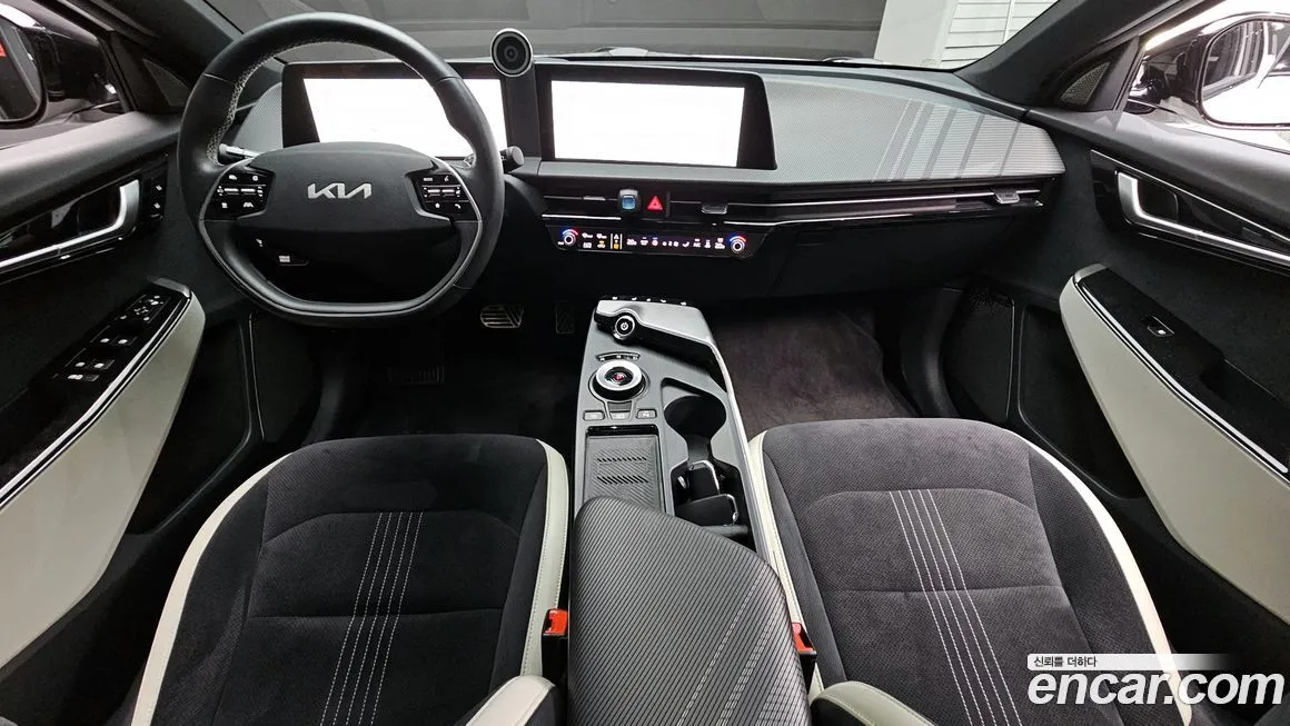 Kia EV6 — фото 10