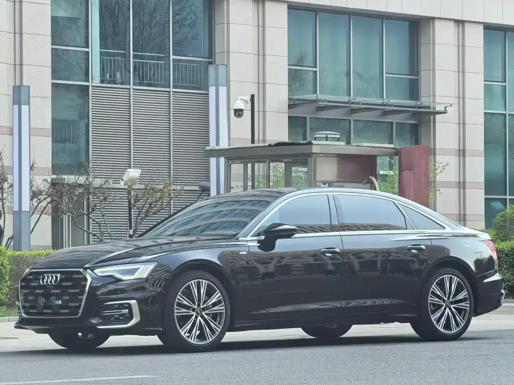 Audi A6L 2024 из CN, фото 1