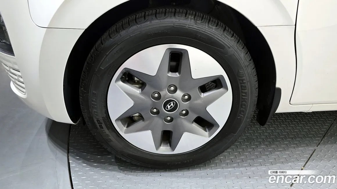 Hyundai Staria — фото 10
