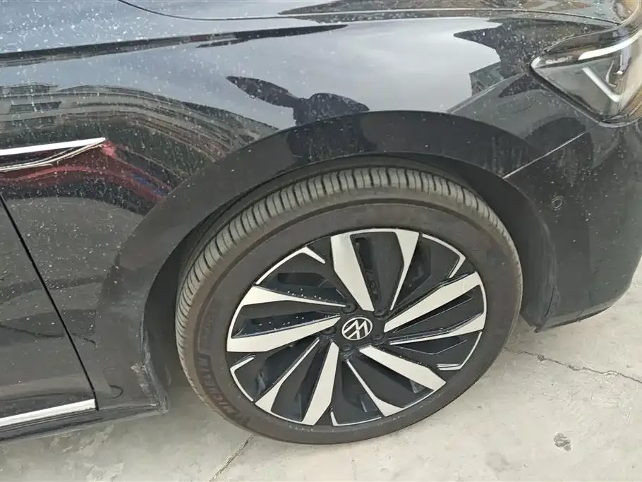 Volkswagen Passat — фото 6