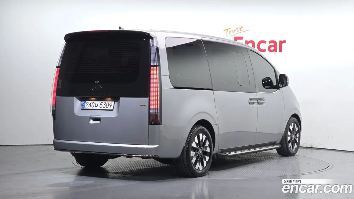 Hyundai Staria 2025 из KR, фото 10