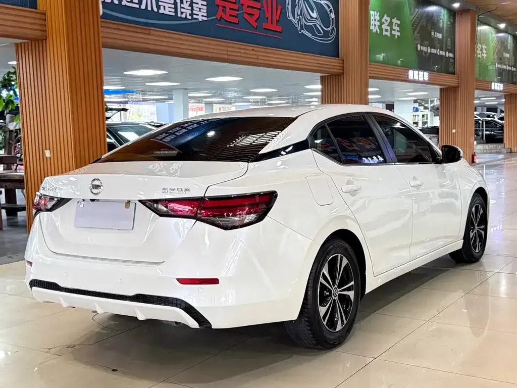 Nissan Sylphy 2021 из CN, фото 2