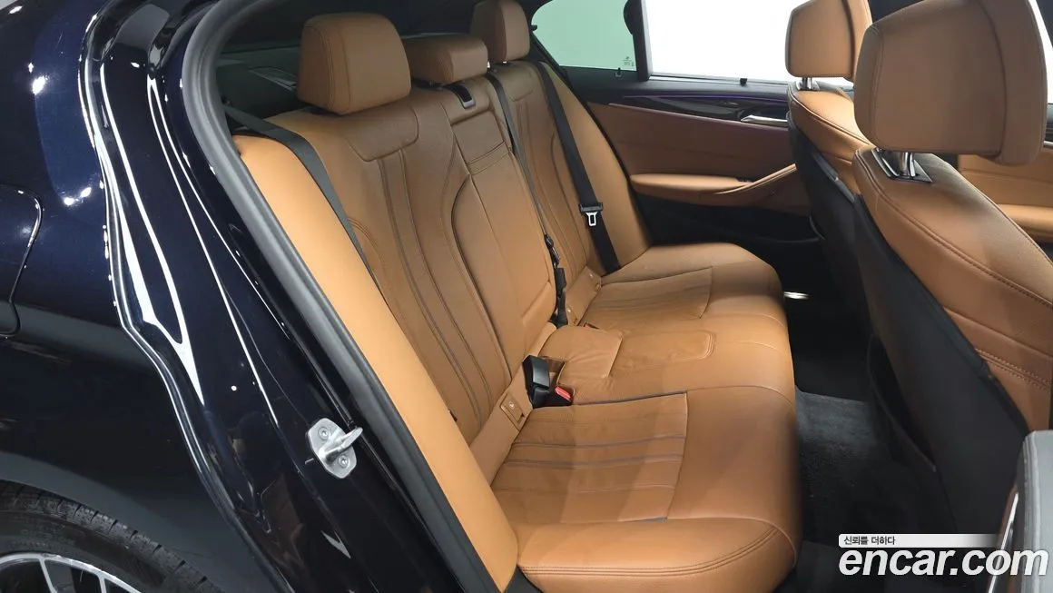 BMW 5-Series 2022 из KR, фото 9